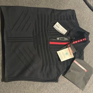 TECH REC RE-NYLON PIQUÉ SLEEVELESS TOP IN BLACK